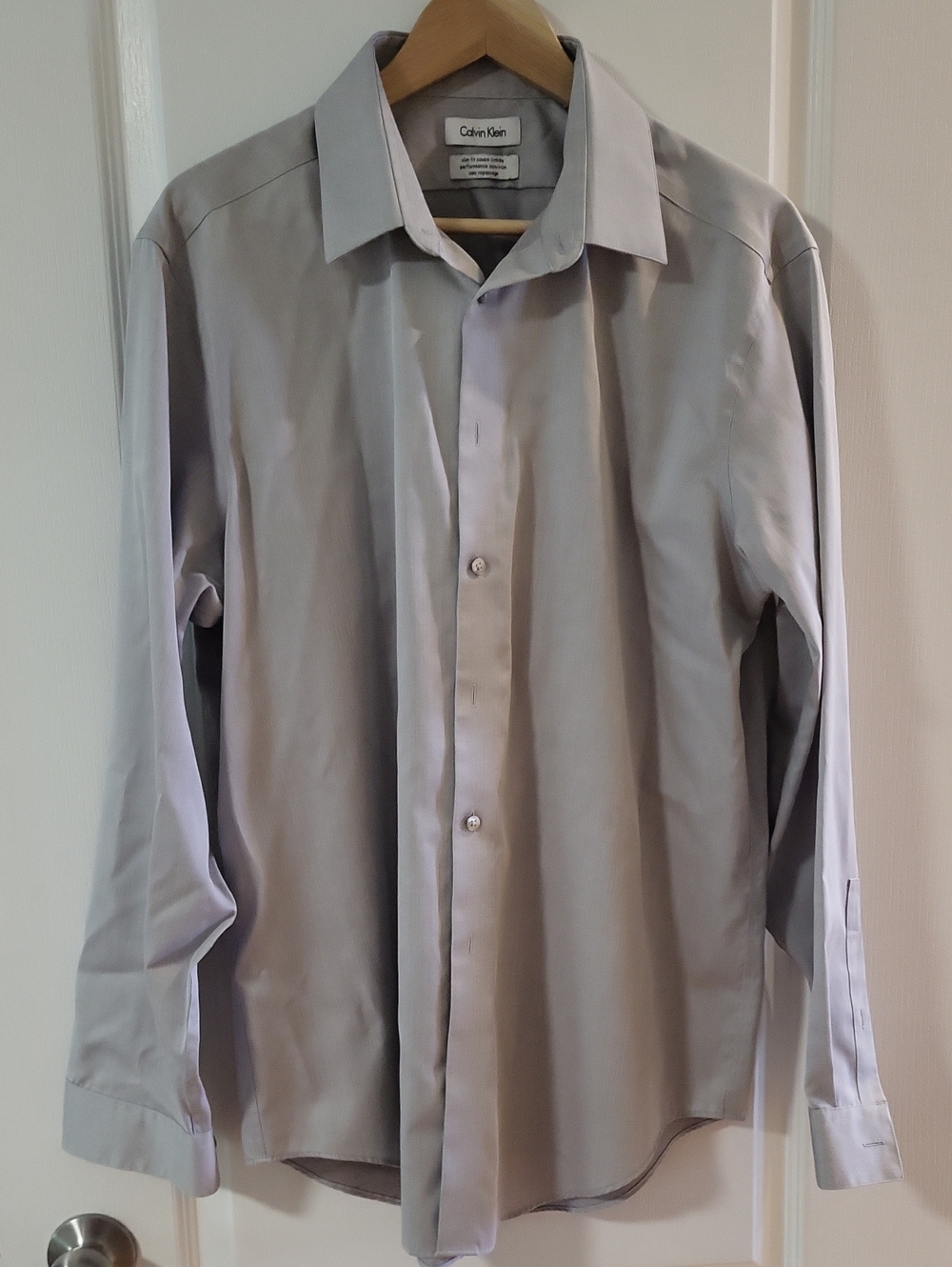Calvin Klein Men's Light Gray Long-Sleeve Dress Shirt